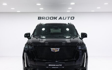 Cadillac Escalade V, 2024 год, 18 990 000 рублей, 2 фотография