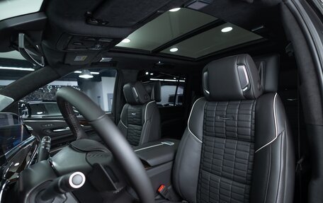 Cadillac Escalade V, 2024 год, 18 990 000 рублей, 10 фотография