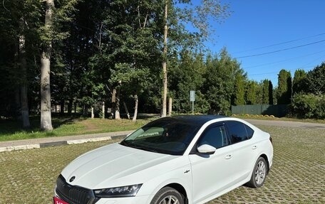 Skoda Octavia IV, 2021 год, 2 399 000 рублей, 1 фотография