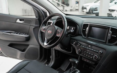 KIA Sportage IV рестайлинг, 2017 год, 1 599 000 рублей, 9 фотография