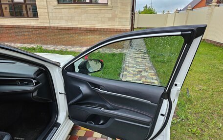 Toyota Camry, 2021 год, 3 990 000 рублей, 17 фотография