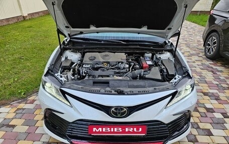 Toyota Camry, 2021 год, 3 990 000 рублей, 22 фотография
