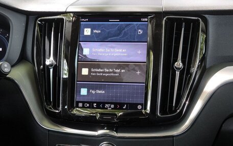 Volvo XC60 II, 2023 год, 3 800 000 рублей, 5 фотография