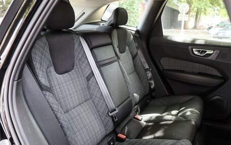 Volvo XC60 II, 2023 год, 3 800 000 рублей, 14 фотография