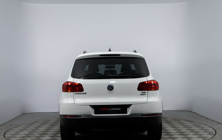 Volkswagen Tiguan I, 2015 год, 1 080 000 рублей, 6 фотография