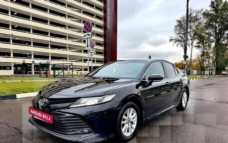 Toyota Camry, 2020 год, 2 550 000 рублей, 2 фотография