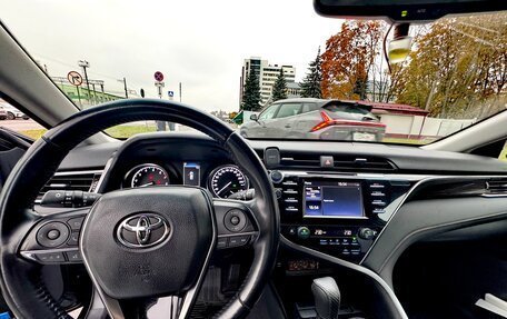 Toyota Camry, 2020 год, 2 550 000 рублей, 15 фотография