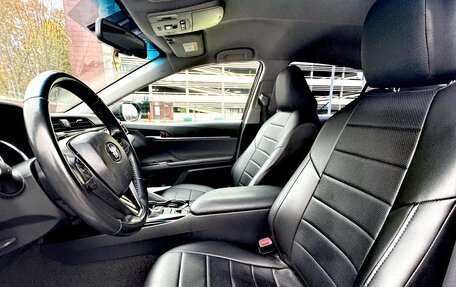 Toyota Camry, 2020 год, 2 550 000 рублей, 10 фотография