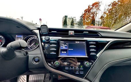 Toyota Camry, 2020 год, 2 550 000 рублей, 16 фотография