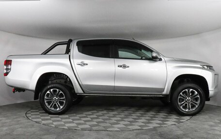 Mitsubishi L200 IV рестайлинг, 2019 год, 2 850 000 рублей, 4 фотография