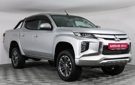 Mitsubishi L200 IV рестайлинг, 2019 год, 2 850 000 рублей, 3 фотография