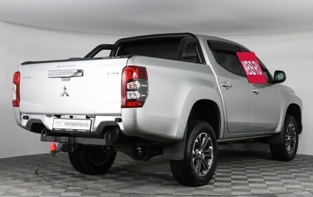 Mitsubishi L200 IV рестайлинг, 2019 год, 2 850 000 рублей, 5 фотография