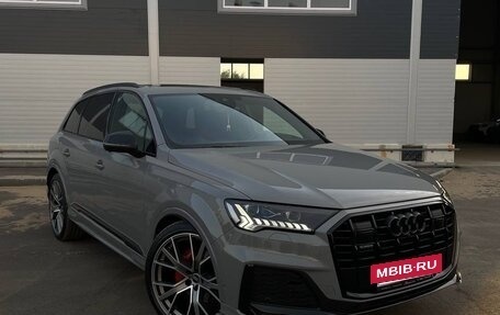 Audi Q7, 2023 год, 12 000 000 рублей, 2 фотография