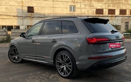 Audi Q7, 2023 год, 12 000 000 рублей, 3 фотография