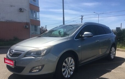 Opel Astra J, 2011 год, 820 000 рублей, 1 фотография