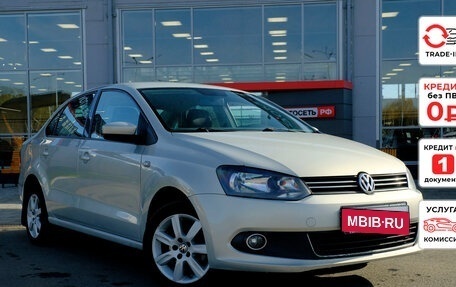 Volkswagen Polo VI (EU Market), 2013 год, 530 550 рублей, 1 фотография