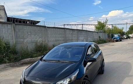 KIA cee'd III, 2014 год, 1 250 000 рублей, 2 фотография