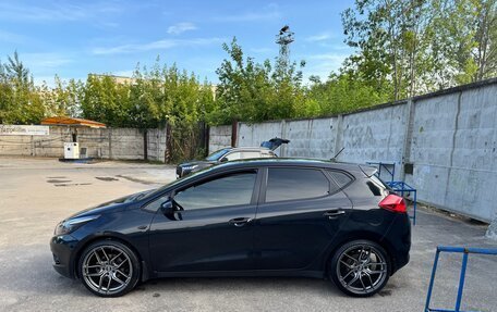 KIA cee'd III, 2014 год, 1 250 000 рублей, 24 фотография