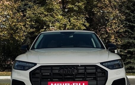 Audi Q5, 2021 год, 5 900 000 рублей, 2 фотография