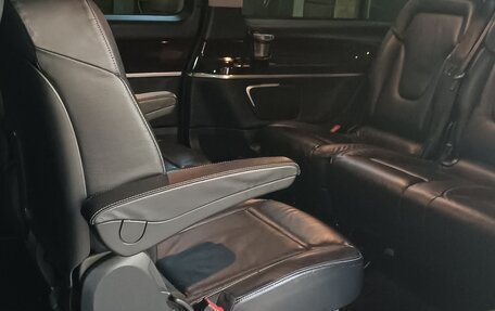 Mercedes-Benz V-Класс, 2015 год, 3 600 000 рублей, 4 фотография