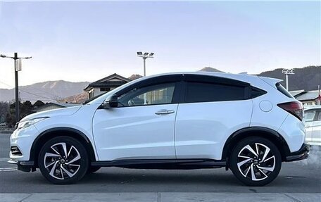 Honda Vezel, 2021 год, 1 211 000 рублей, 8 фотография