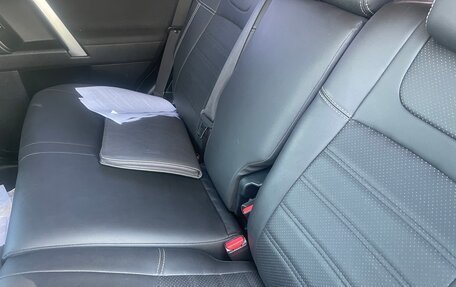 Toyota Land Cruiser Prado 150 рестайлинг 2, 2015 год, 3 200 000 рублей, 7 фотография