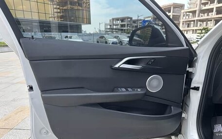 BMW 1 серия, 2022 год, 1 750 000 рублей, 18 фотография