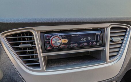 Hyundai Solaris II рестайлинг, 2019 год, 1 180 000 рублей, 13 фотография