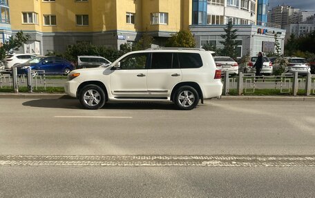 Toyota Land Cruiser 200, 2014 год, 4 150 000 рублей, 2 фотография