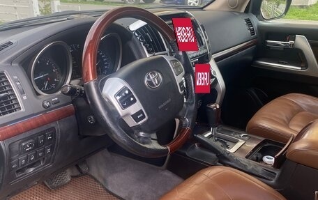 Toyota Land Cruiser 200, 2014 год, 4 150 000 рублей, 8 фотография