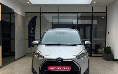 Toyota Sienta II, 2018 год, 1 600 000 рублей, 3 фотография
