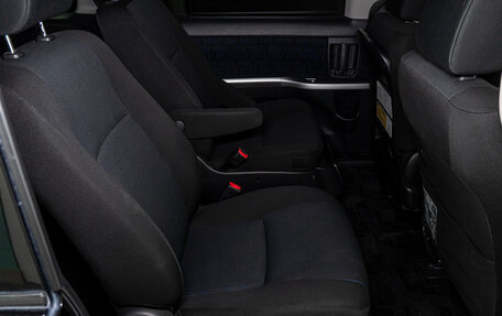 Toyota ISis I, 2015 год, 1 479 000 рублей, 14 фотография
