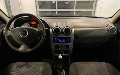 Dacia Sandero I, 2009 год, 380 000 рублей, 9 фотография