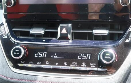 Toyota Corolla, 2022 год, 1 170 000 рублей, 12 фотография