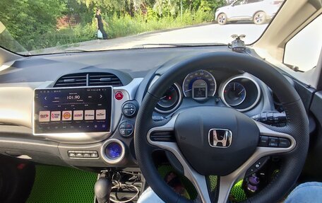 Honda Fit III, 2011 год, 980 000 рублей, 11 фотография