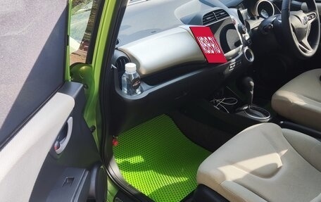 Honda Fit III, 2011 год, 980 000 рублей, 13 фотография