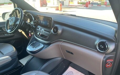 Mercedes-Benz V-Класс, 2020 год, 6 090 000 рублей, 20 фотография