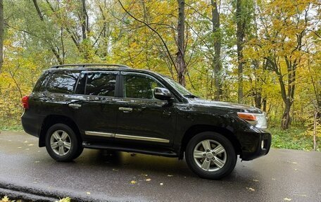 Toyota Land Cruiser 200, 2014 год, 3 800 000 рублей, 7 фотография