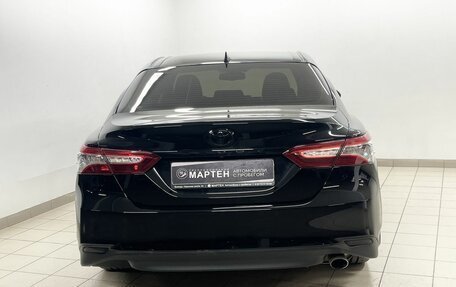 Toyota Camry, 2021 год, 3 320 000 рублей, 5 фотография