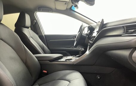 Toyota Camry, 2021 год, 3 320 000 рублей, 11 фотография