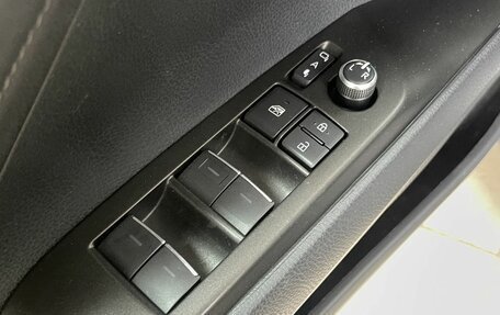 Toyota Camry, 2021 год, 3 320 000 рублей, 16 фотография