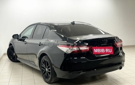 Toyota Camry, 2021 год, 3 320 000 рублей, 6 фотография