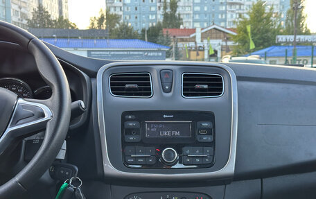 Renault Logan II, 2019 год, 999 000 рублей, 17 фотография