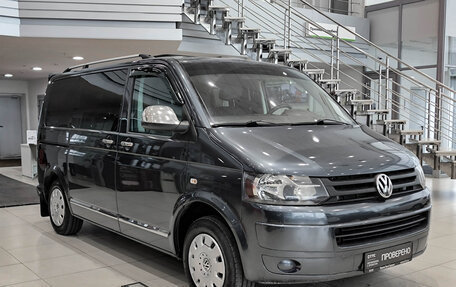 Volkswagen Transporter T5 рестайлинг, 2010 год, 1 720 000 рублей, 3 фотография