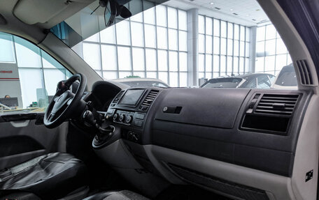 Volkswagen Transporter T5 рестайлинг, 2010 год, 1 720 000 рублей, 11 фотография