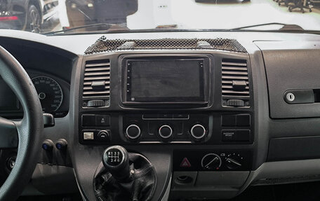 Volkswagen Transporter T5 рестайлинг, 2010 год, 1 720 000 рублей, 15 фотография