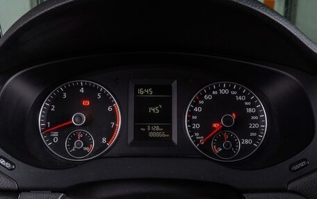 Volkswagen Jetta VI, 2012 год, 999 000 рублей, 13 фотография