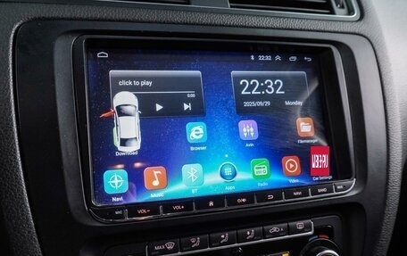 Volkswagen Jetta VI, 2012 год, 999 000 рублей, 14 фотография