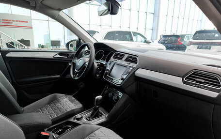 Volkswagen Tiguan II, 2017 год, 1 940 000 рублей, 11 фотография