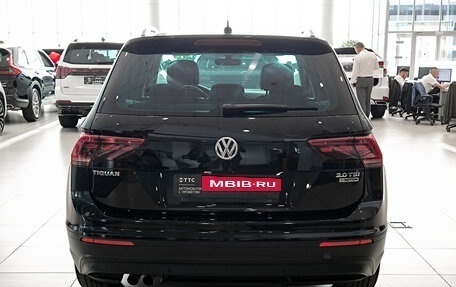 Volkswagen Tiguan II, 2017 год, 1 940 000 рублей, 6 фотография